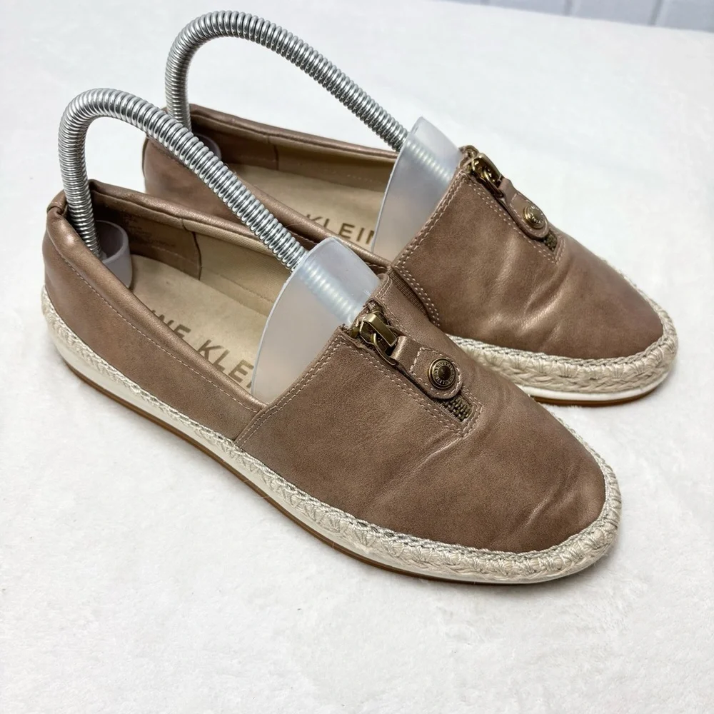 Anne Klein Tan Espadrille‎ Loafers Size 6M